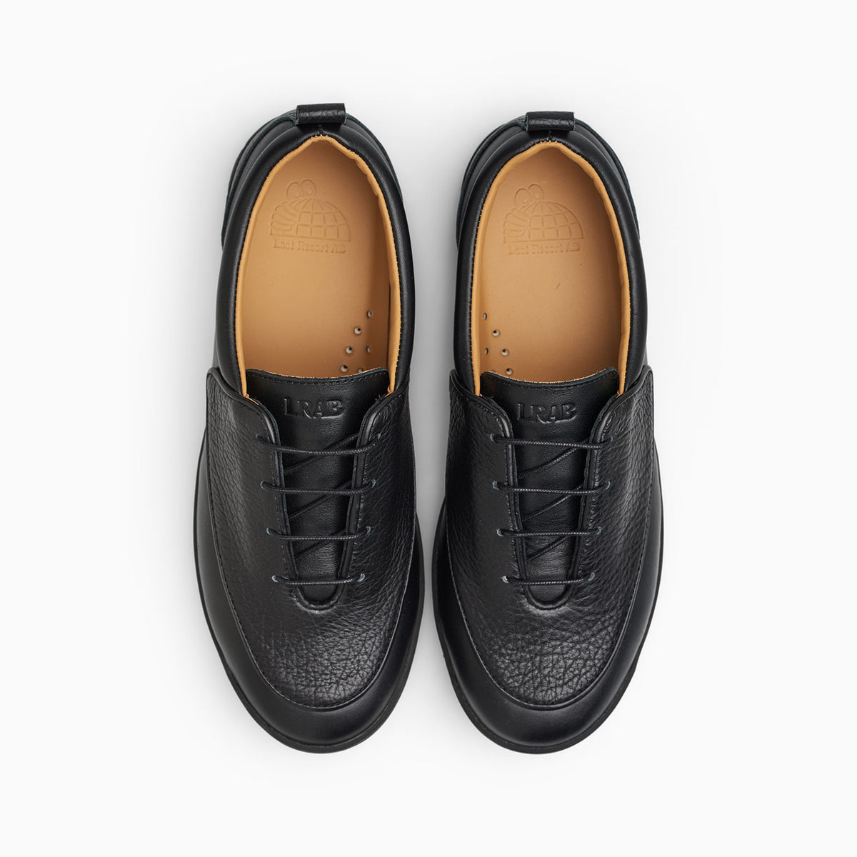 GM001 Leather (Black/Black)