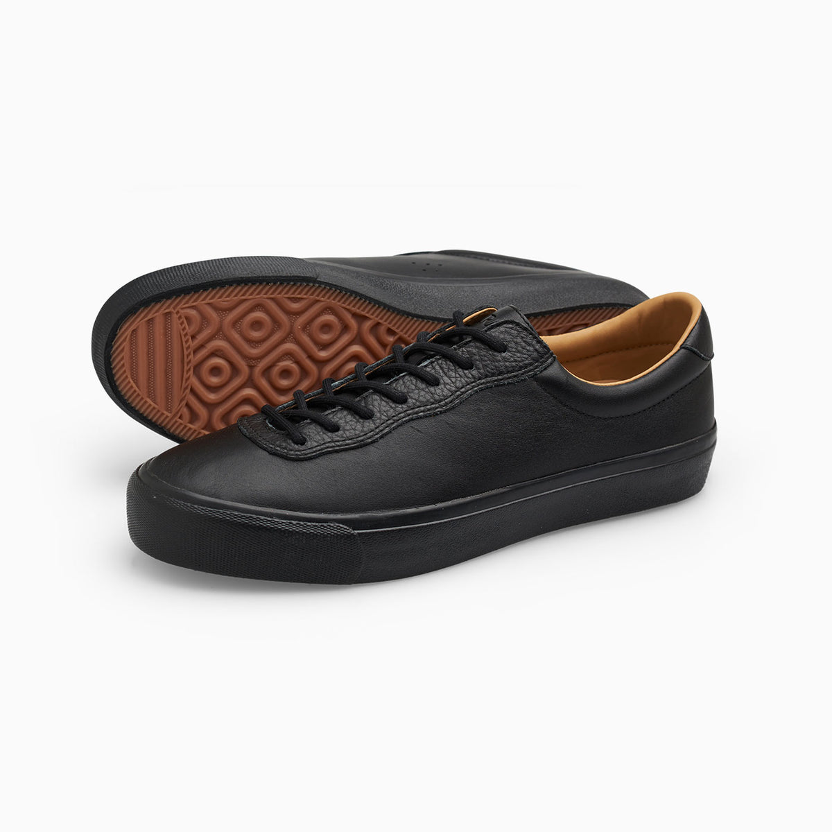 VM001 LO MT (Black/Black)
