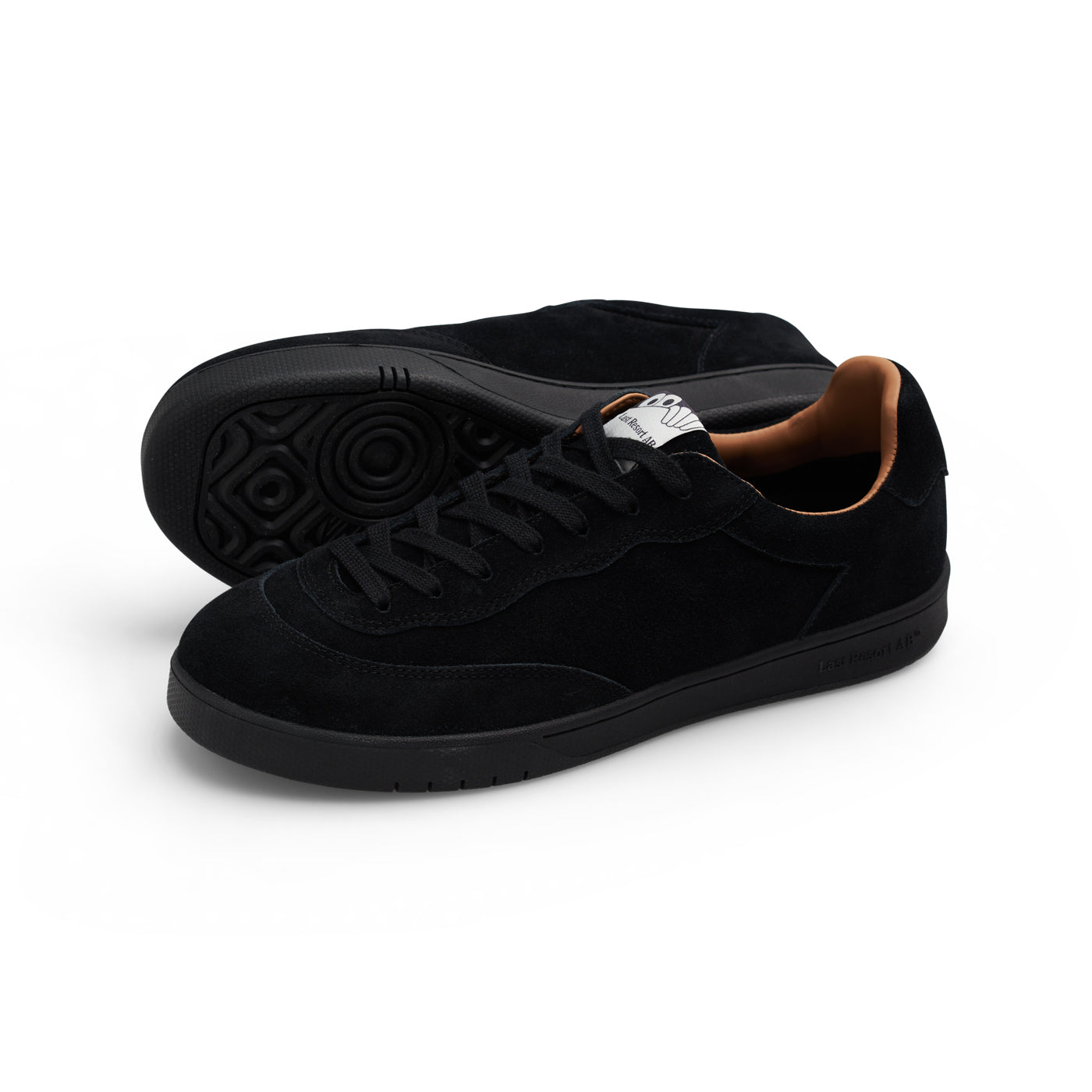 CM001 Suede (Black/Black)