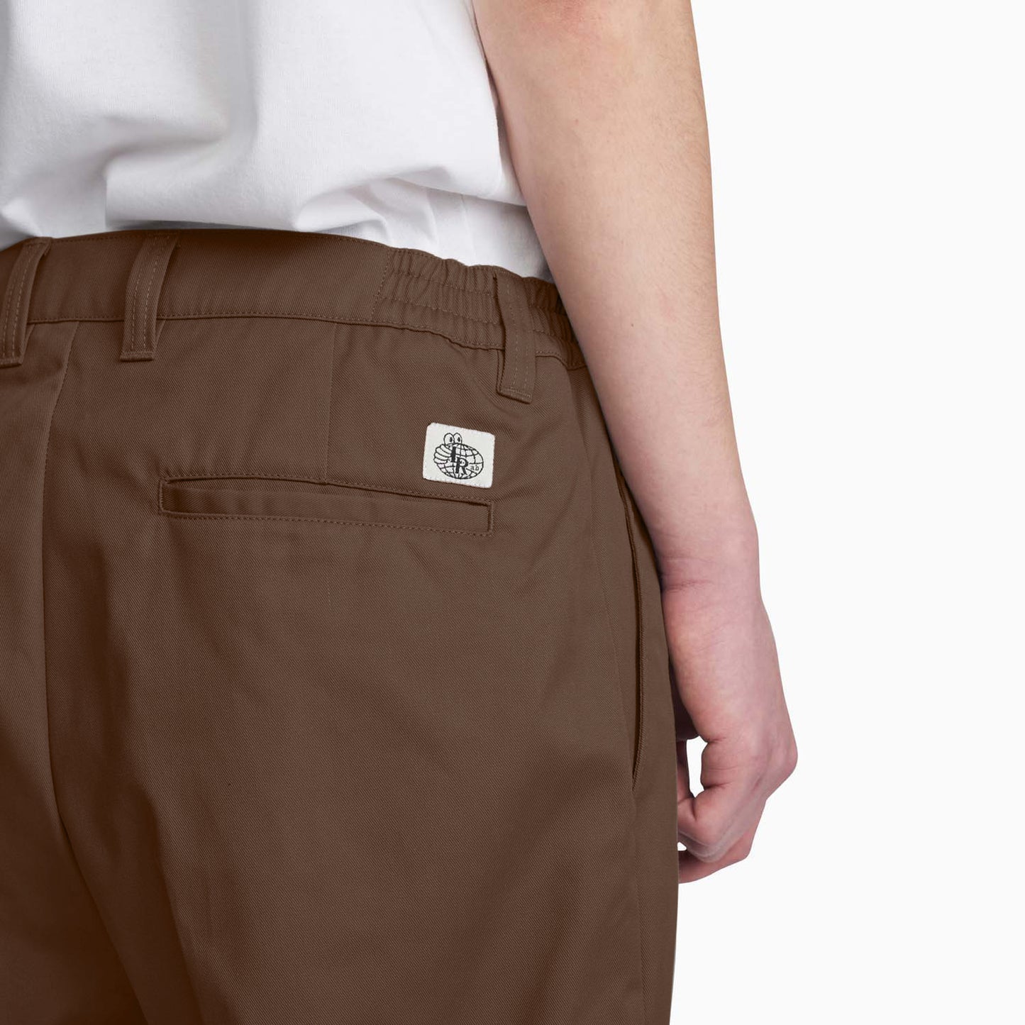 PM001 (Dark Brown)