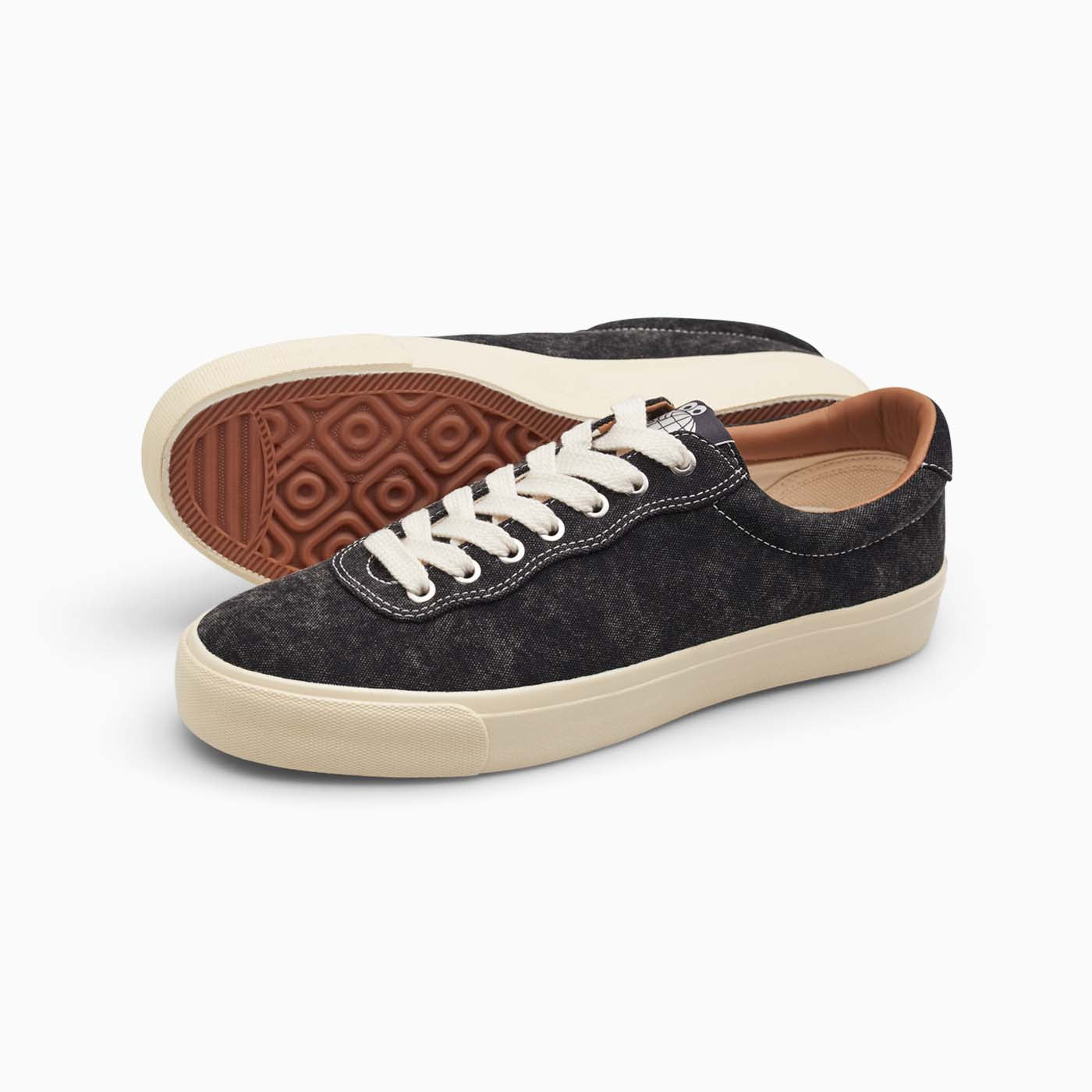 VM001-Lo Canvas (Washed Black/White)