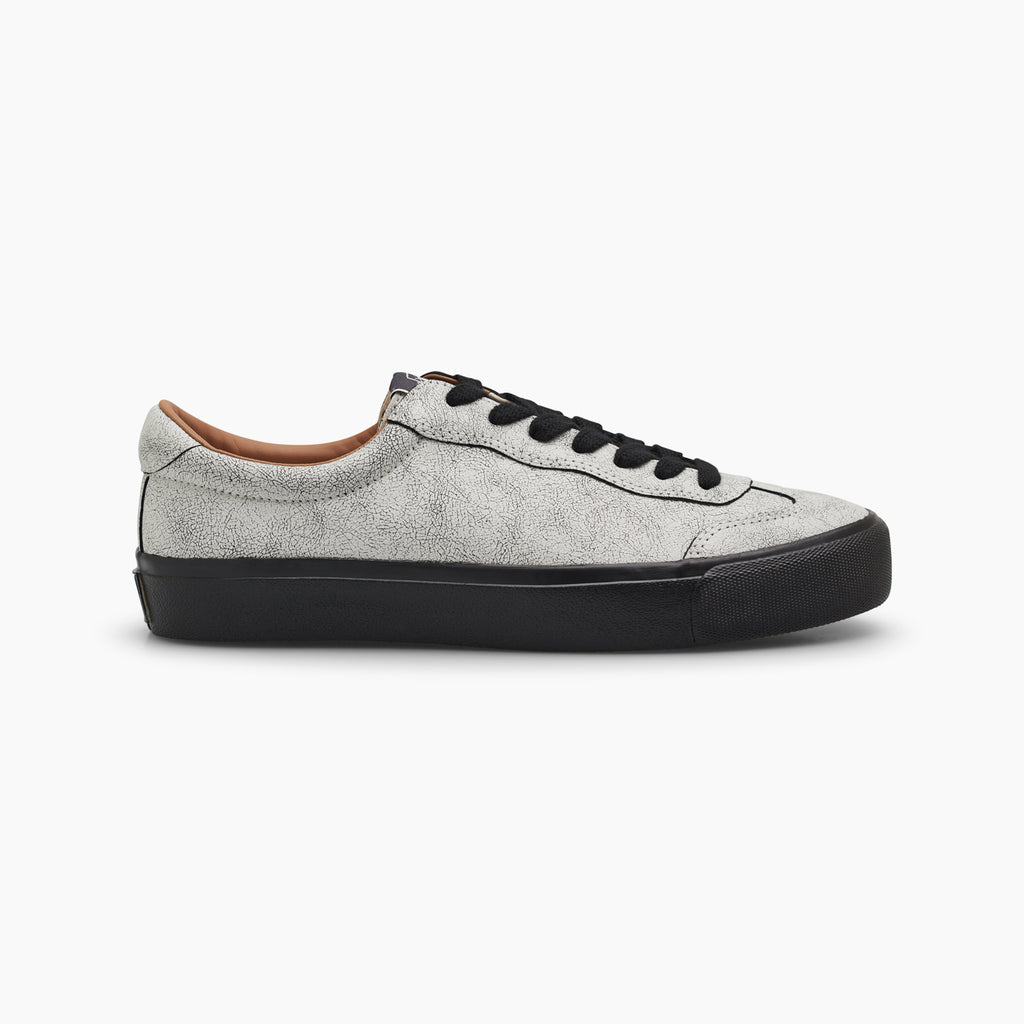 VM004-Milic Suede (Artisan White/Black)