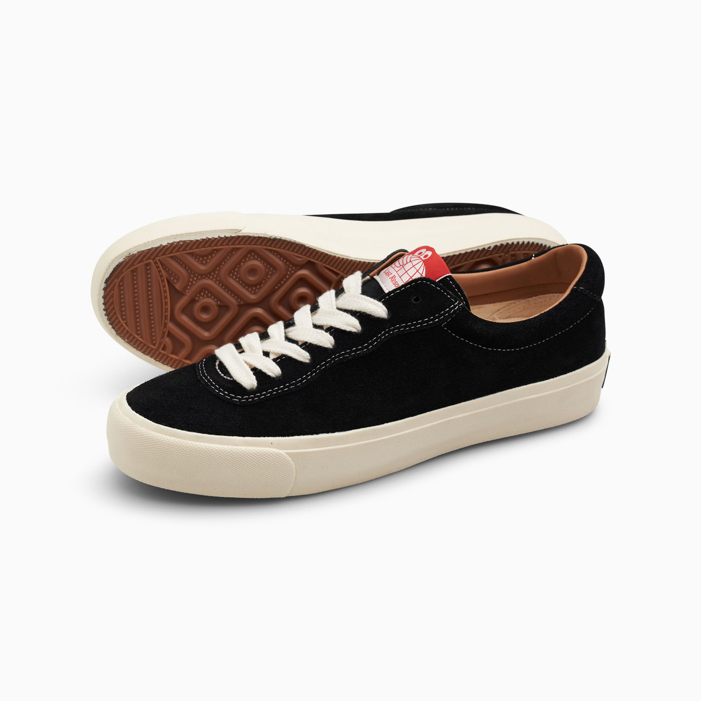 VM001-Lo Suede (Black/White)