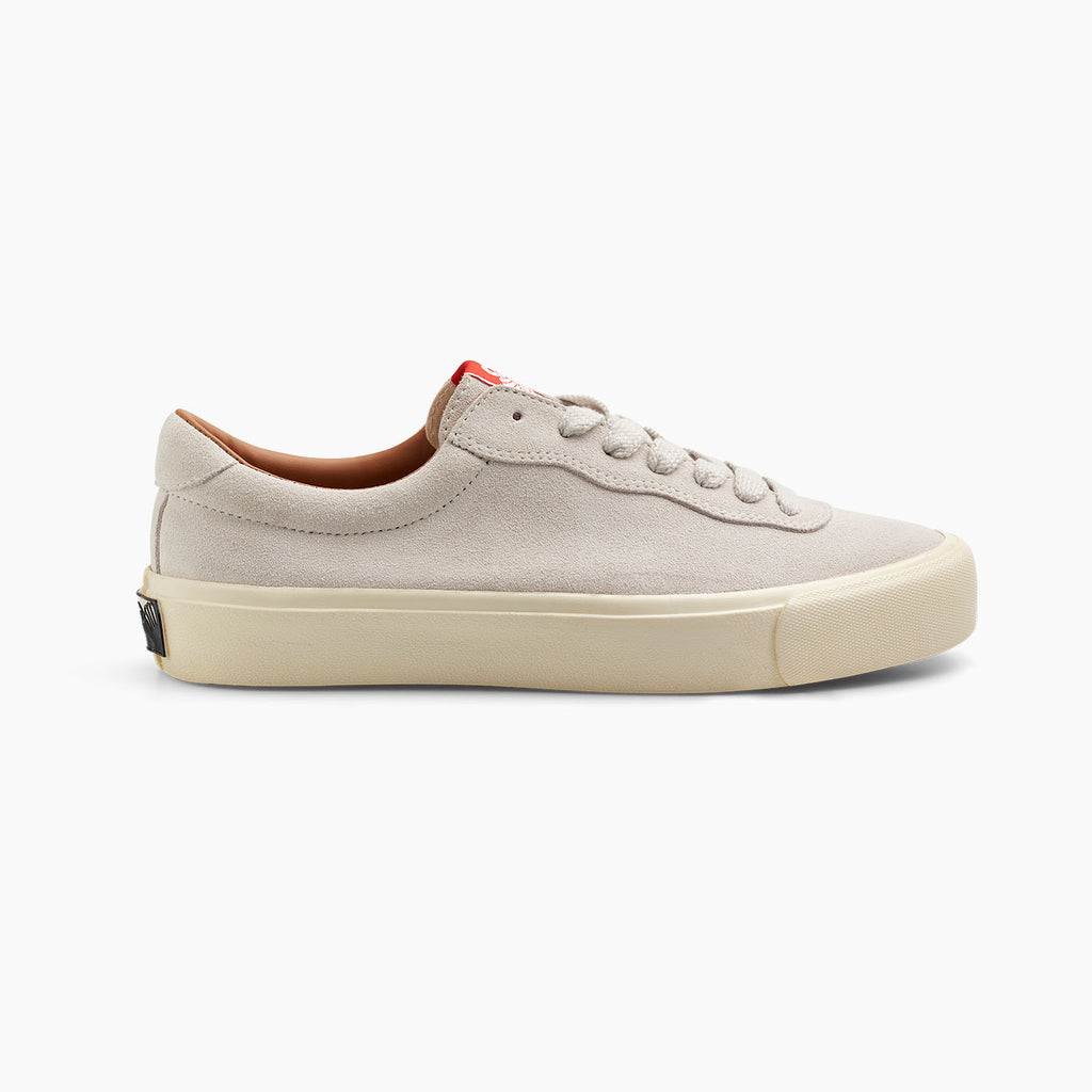 VM001-Lo Suede (White/White)