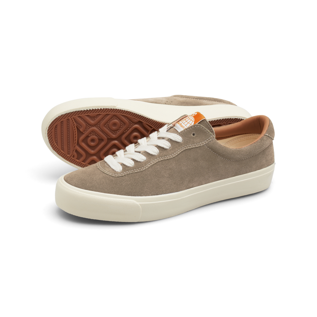 VM001-LO Suede (Sand/White)