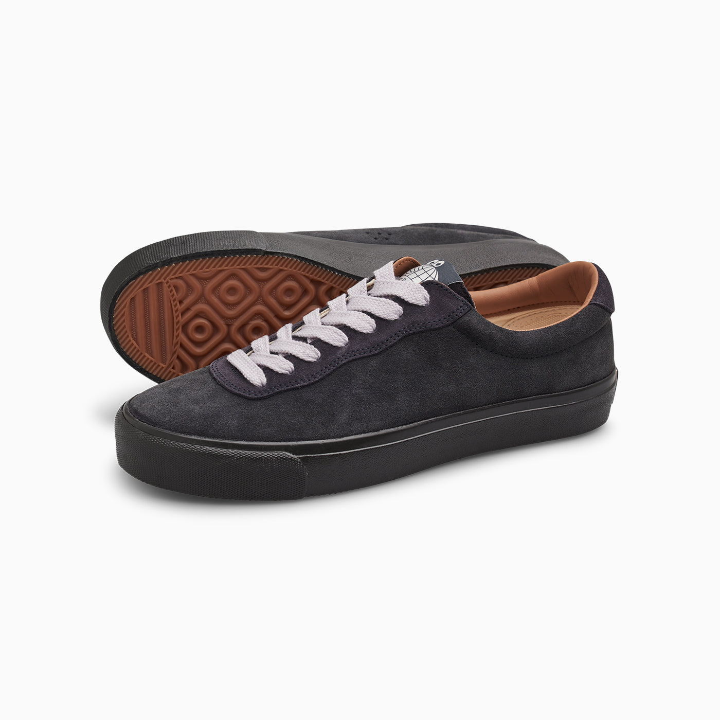 VM001 LO Suede (Grape Magnet/Black) – Last Resort AB