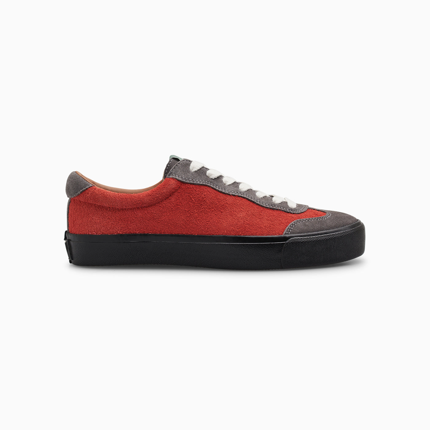 VM004 Milic (Red Clay/Grey/Black) – Last Resort AB