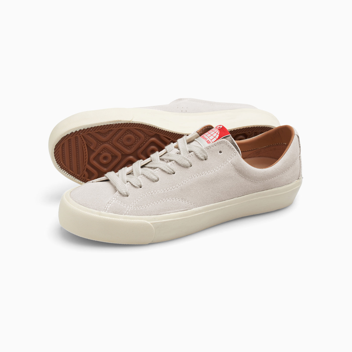 VM003 LO Suede (White/White)