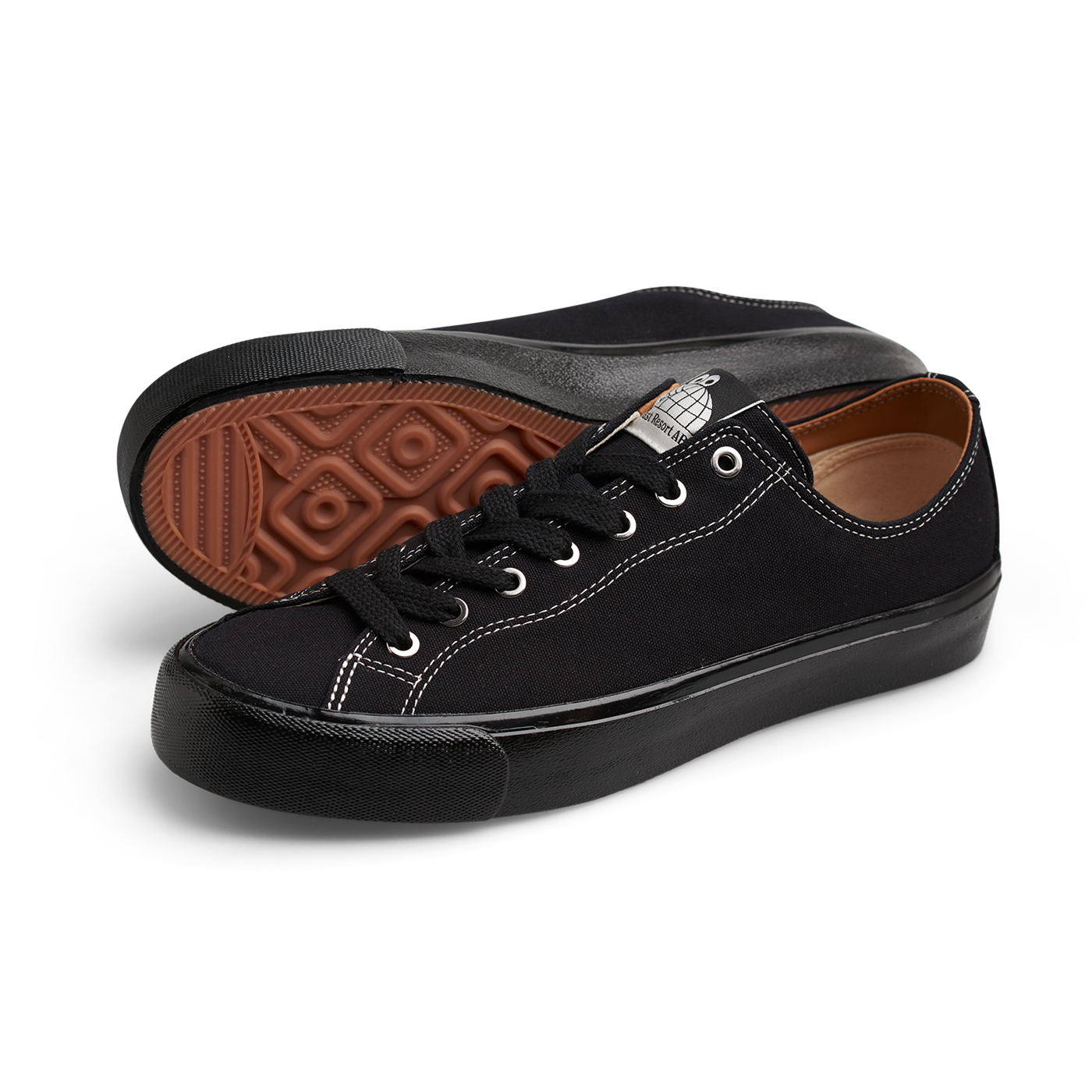 VM003 Canvas Lo (Black/Black/White)